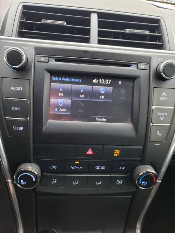 2015 Toyota Camry LE