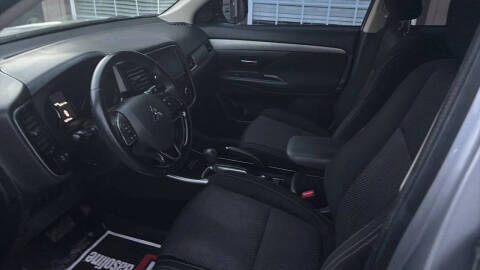 2017 Mitsubishi Outlander