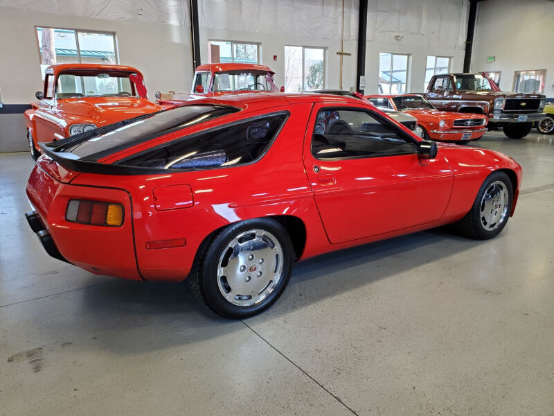 1986 Porsche 928 4