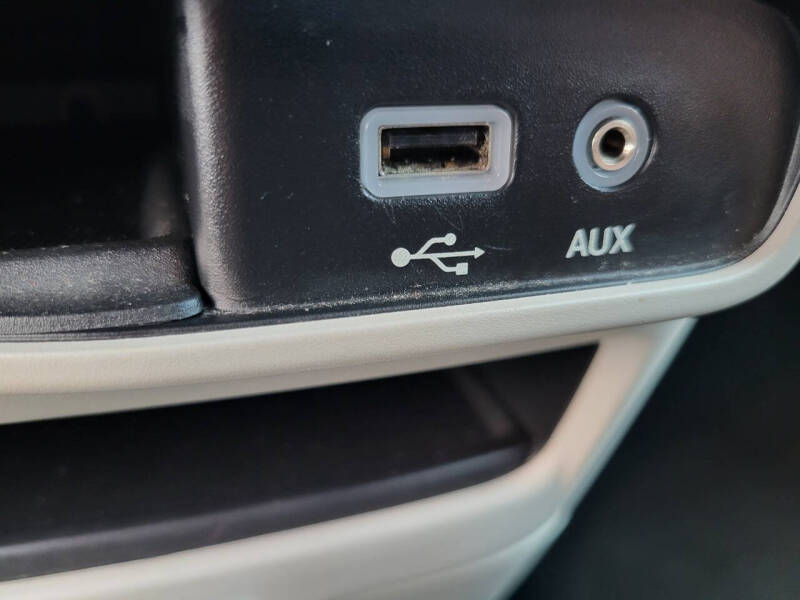 2018 Chrysler WHEELCHAIR VAN