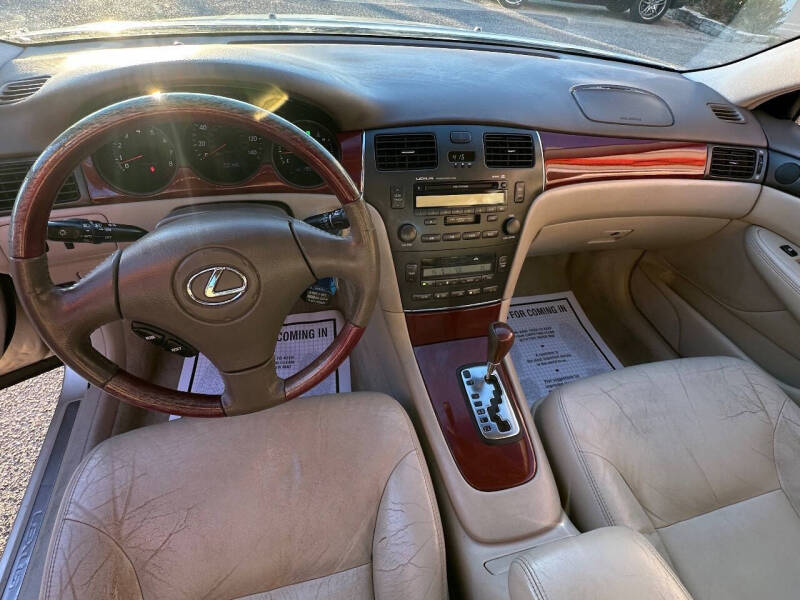 2004 Lexus ES 330