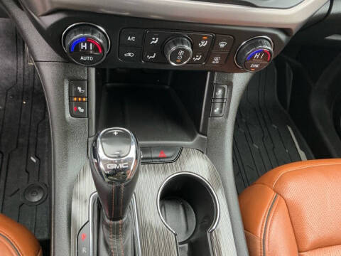 2017 GMC Acadia SLT-1