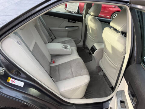 2012 Toyota Camry Hybrid XLE