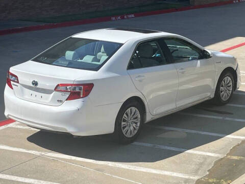 2012 Toyota Camry Hybrid LE