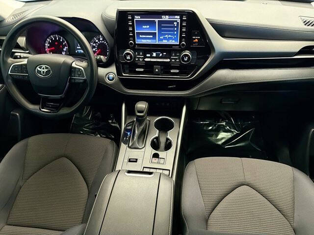 2021 Toyota Highlander L