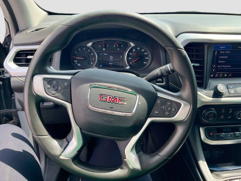 2023 GMC Acadia SLE
