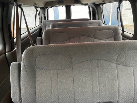 2002 GMC Savana G3500 SLE