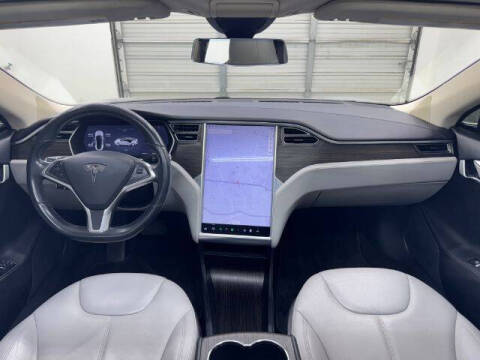 2015 Tesla Model S