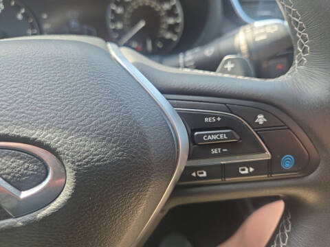 2025 Infiniti QX50 Luxe