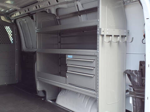 2024 Chevrolet Express 2500