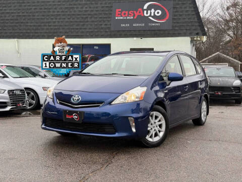 2013 Toyota Prius v Three