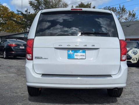 2015 Dodge Grand Caravan SE