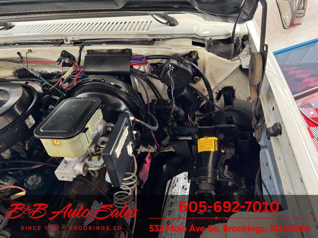 1990 GMC Jimmy 36