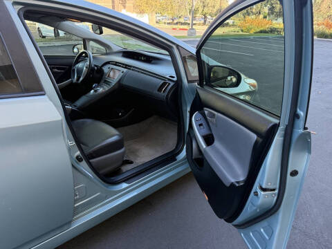 2013 Toyota Prius Four