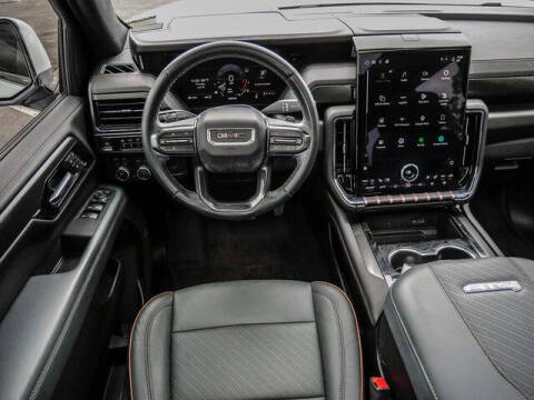 2025 GMC Yukon AT4