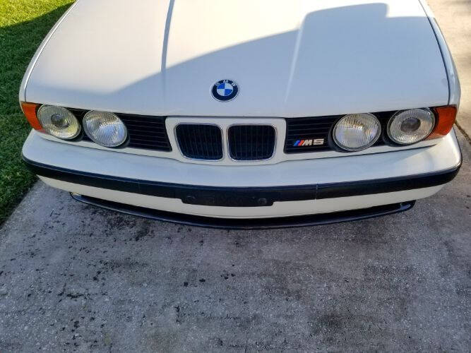 1991 BMW M5