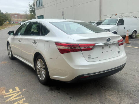2015 Toyota Avalon Hybrid XLE Touring