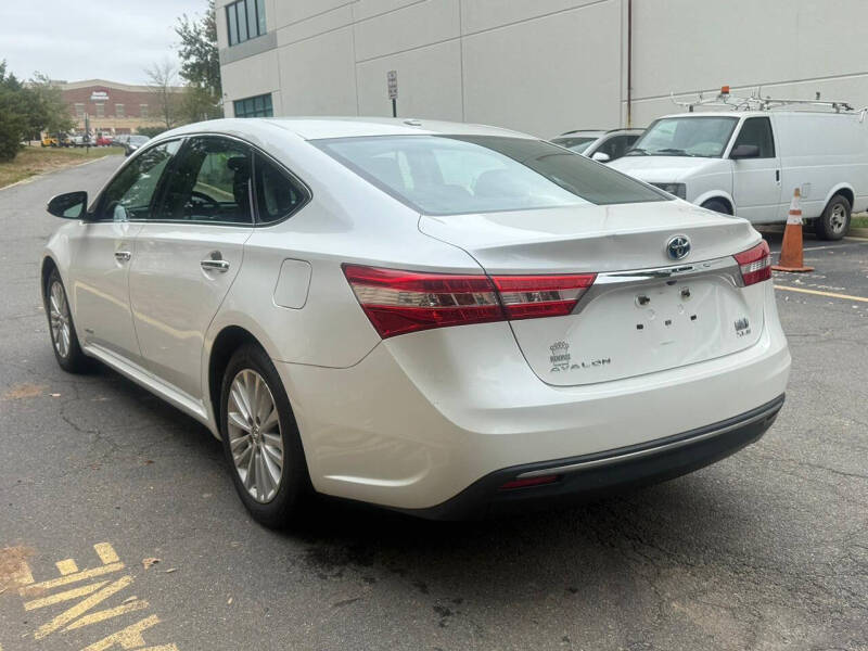 2015 Toyota Avalon Hybrid XLE Touring