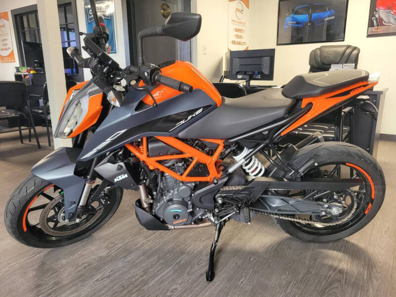 2023 KTM 390 Duke