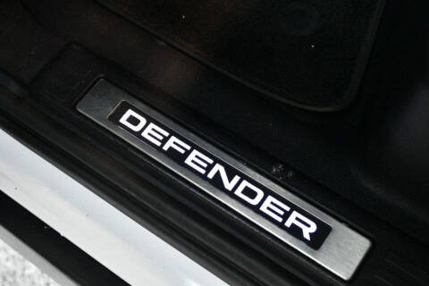 2022 Land Rover Defender 110 X-Dynamic SE
