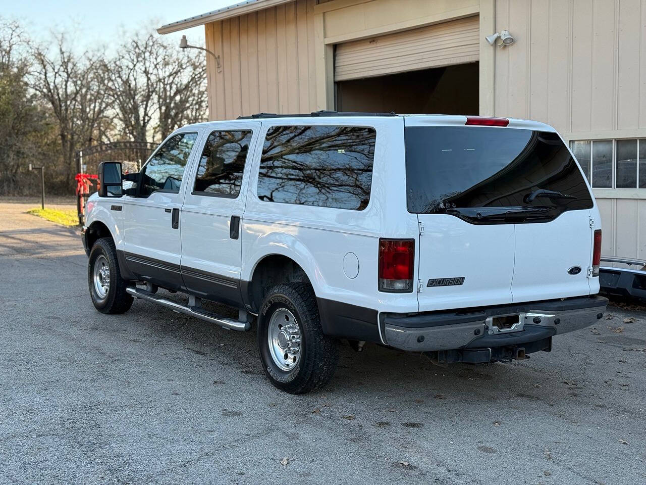 2003 Ford Excursion for sale at Sthrn Truck & Auto, LLC. in Weatherford, TX