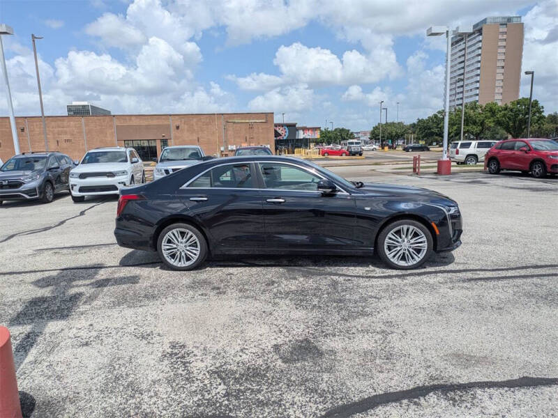 2021 Cadillac CT4 Premium Luxury