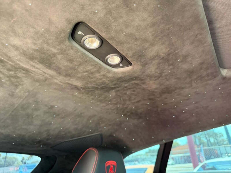 2019 Lamborghini Urus