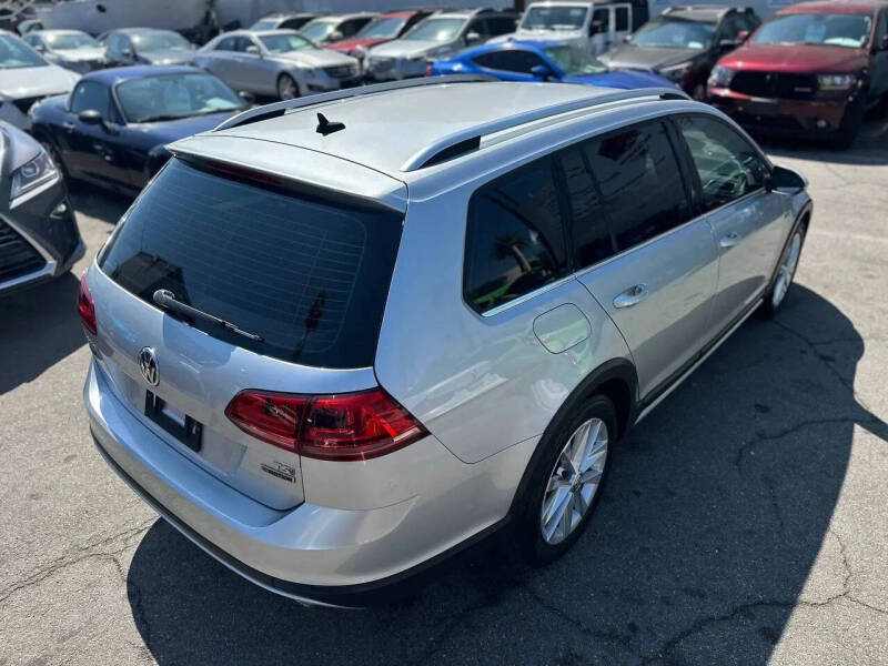 2017 Volkswagen Golf Alltrack