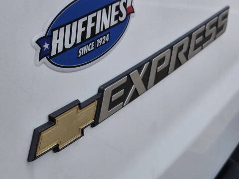 2026 Chevrolet Express LS 3500