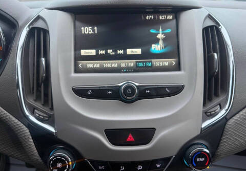 2017 Chevrolet Cruze LS Auto