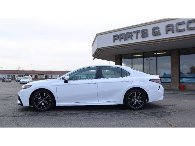 2023 Toyota Camry SE