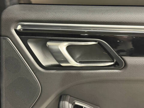 2016 Porsche Macan Turbo