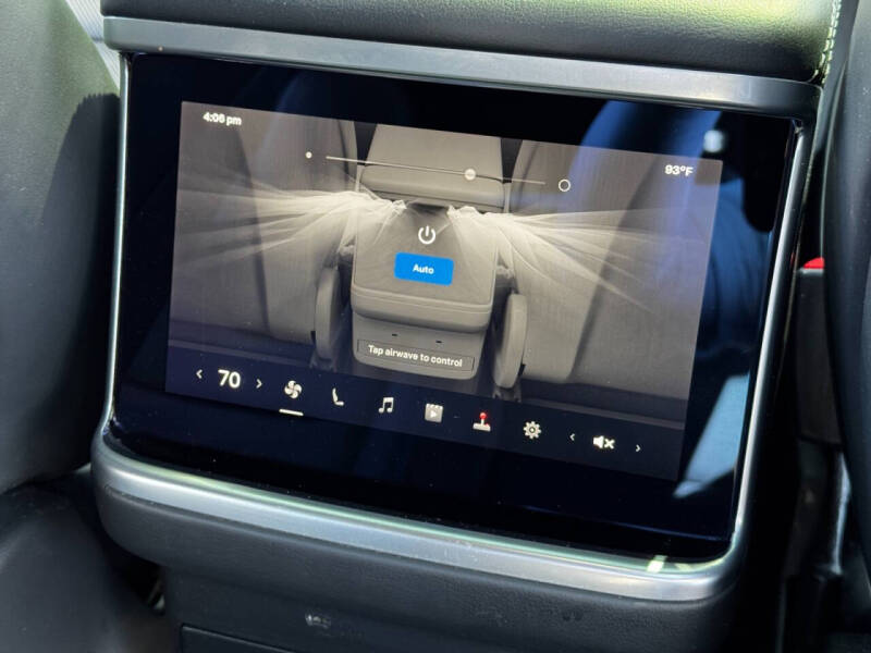 2023 Tesla Model X Standard Range