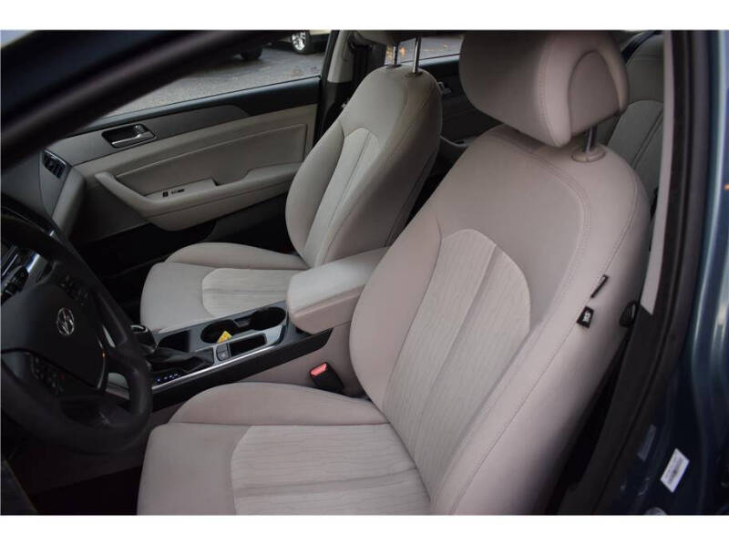 2016 Hyundai Sonata Hybrid SE