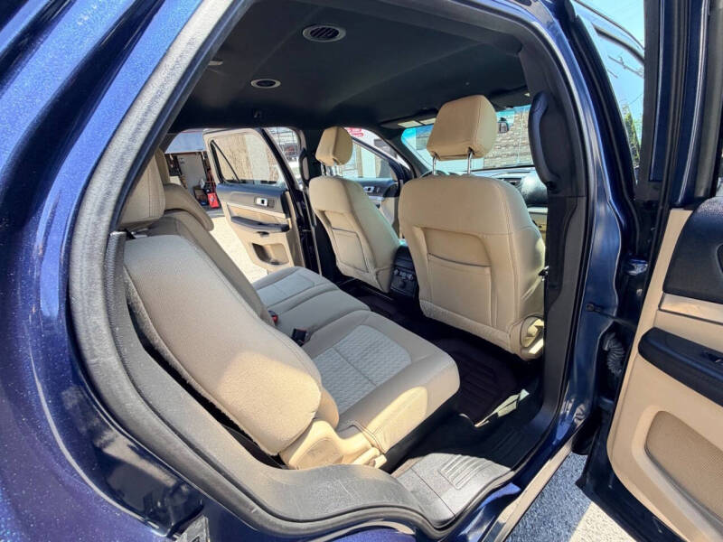 2016 Ford Explorer