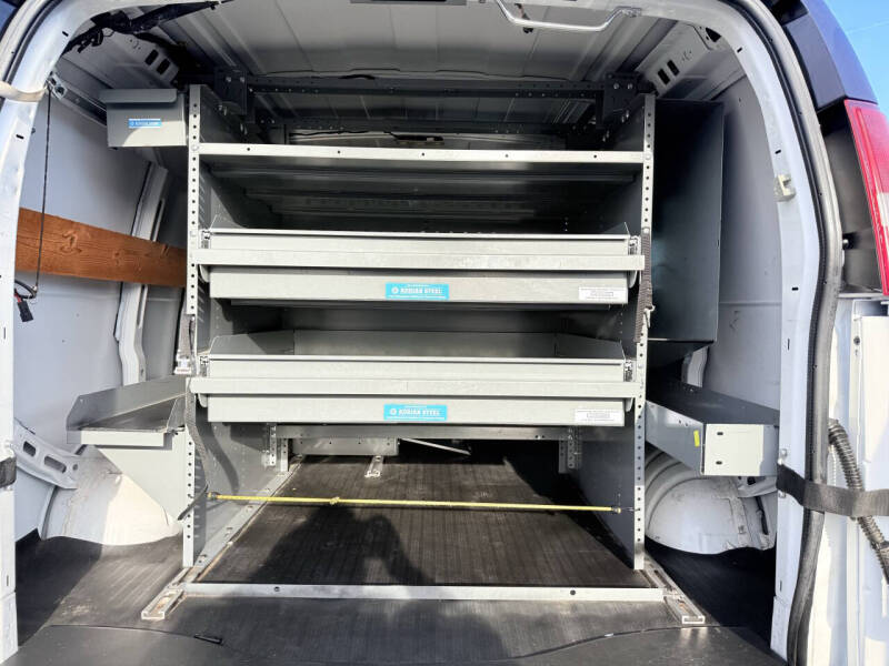 2018 Chevrolet Express 2500