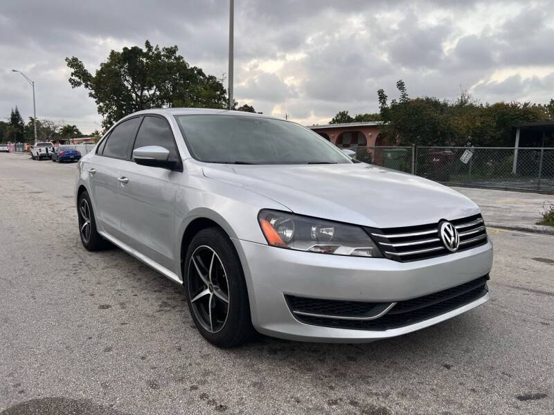 2014 Volkswagen Passat for sale at MIAMI FINE CARS & TRUCKS in Hialeah FL