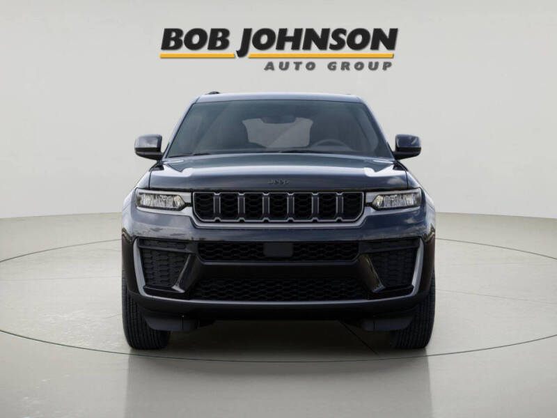 2026 Jeep Grand Cherokee Altitude