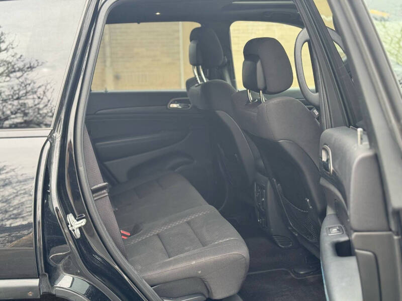 2019 Jeep Grand Cherokee Laredo