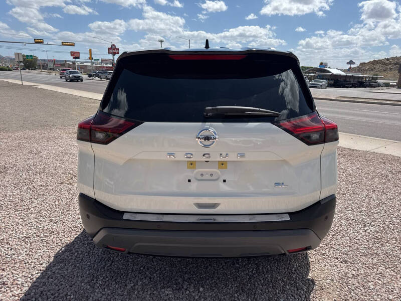 2021 Nissan Rogue SL