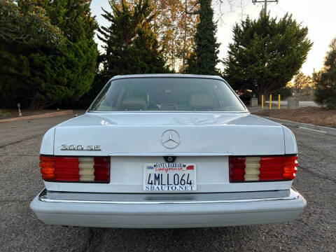 1989 Mercedes-Benz 300-Class 300 SE