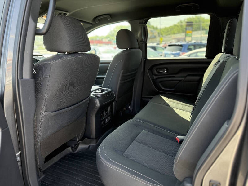 2019 Nissan Titan SV