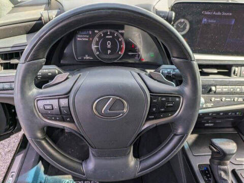 2022 Lexus ES 350 Ultra Luxury