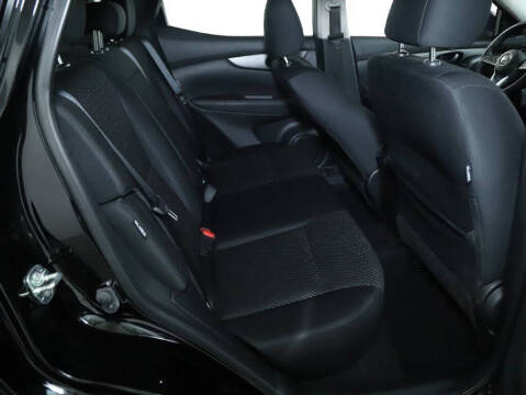 2022 Nissan Rogue Sport S