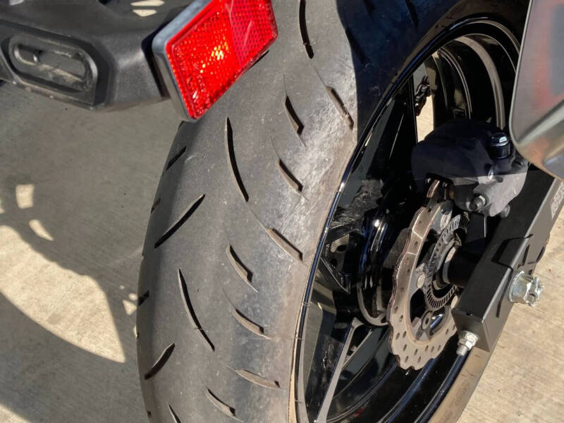 2021 Kawasaki Z400 ABS