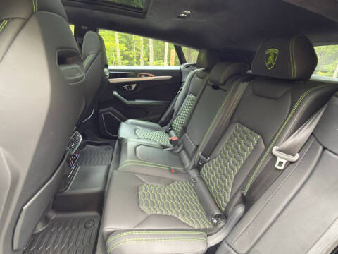 2020 Lamborghini Urus