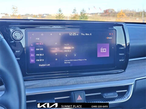 2023 Kia K5 EX