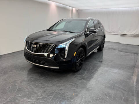 2022 Cadillac XT4 Premium Luxury
