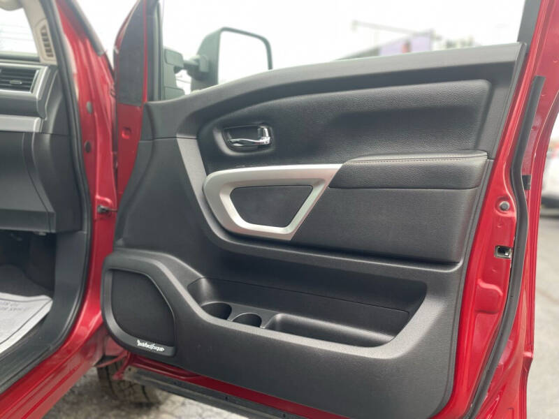 2017 Nissan Titan PRO-4X