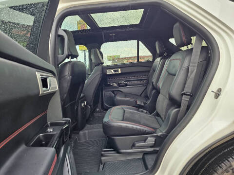 2023 Ford Explorer ST-Line